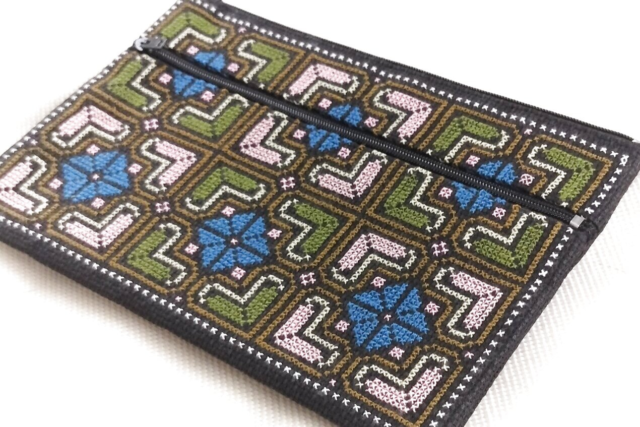 画像1: ポケットつきポーチ